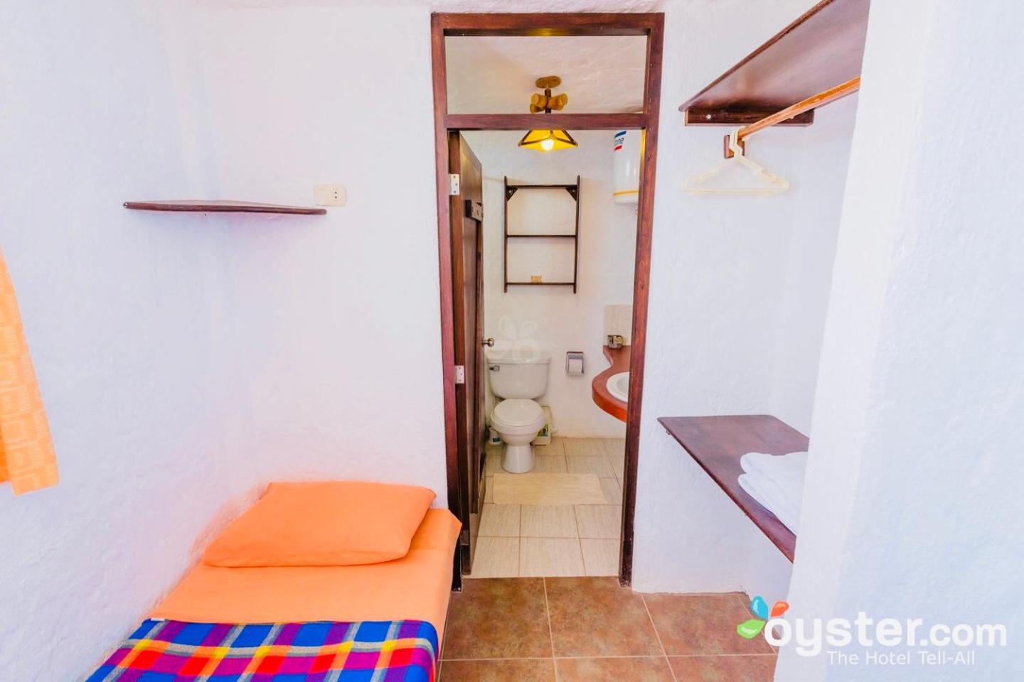 Hotel Smiling Crab Canoas de Punta Sal Exterior photo