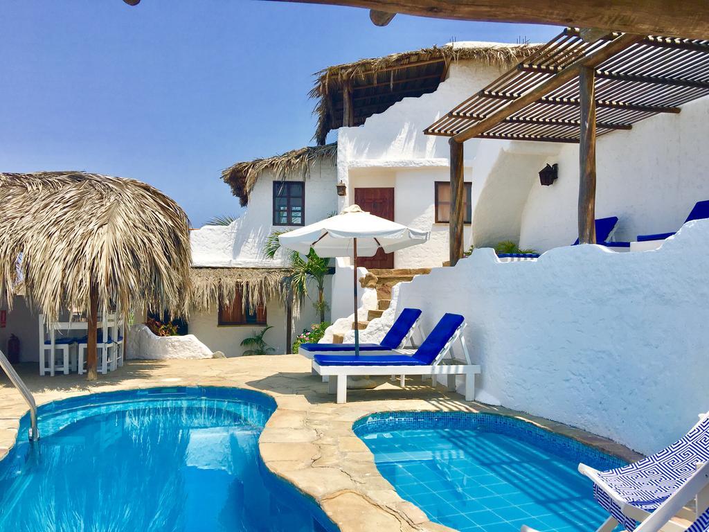 Hotel Smiling Crab Canoas de Punta Sal Exterior photo